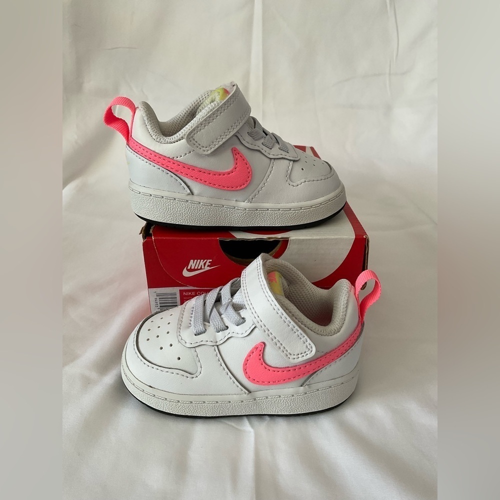 Nike Kids Sneakers - White and Neon Pink